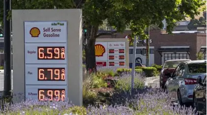 Gas Prices Today in the U.S. showing rising fuel costs and reasons behind price increase