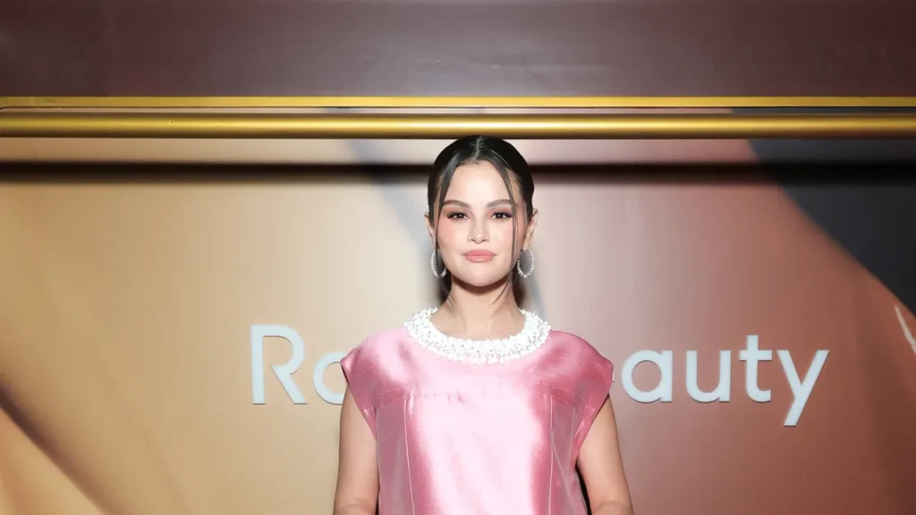 Is Selena Gomez pregnant rumors pink dress viral photos